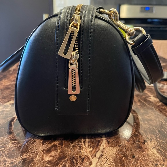 Coach Bags Coach Leather Zoe Satchel Barrel Crossbody Bag W Dust